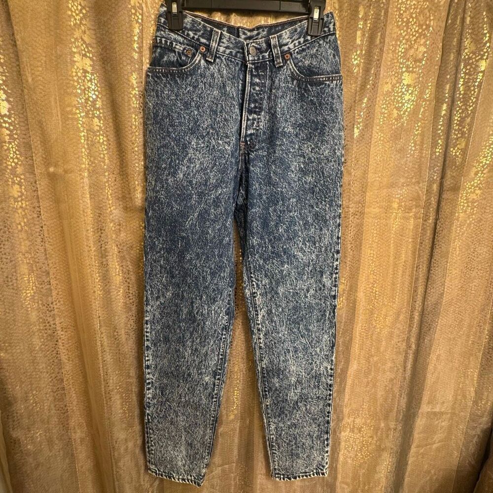 Vintage 80s/90s Levi’s Acid Wash Mom Jeans Women’s Size 9 Made in USA